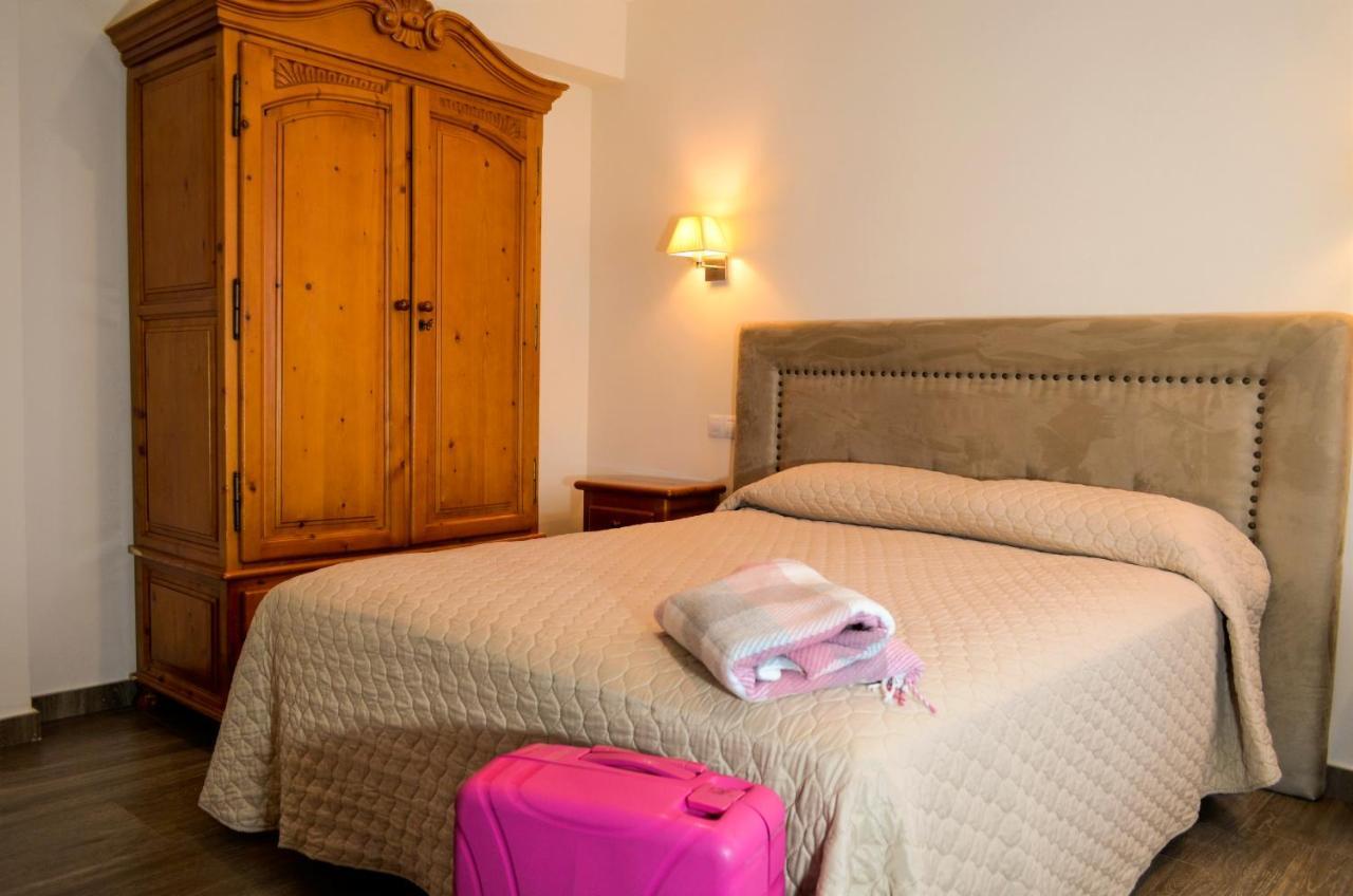 Hotel Suiza Bronchales Ngoại thất bức ảnh