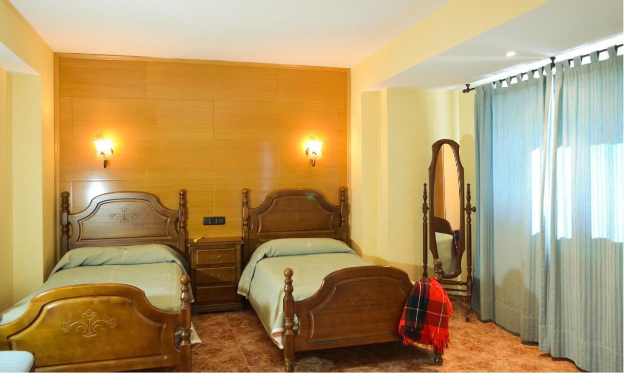 Hotel Suiza Bronchales Ngoại thất bức ảnh