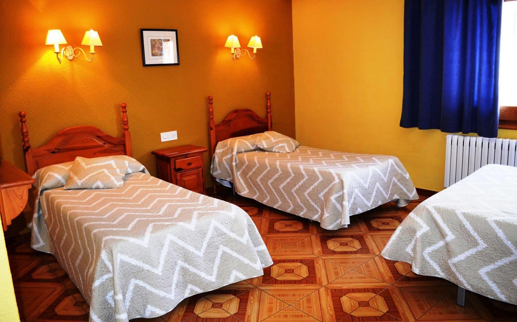 Hotel Suiza Bronchales Ngoại thất bức ảnh