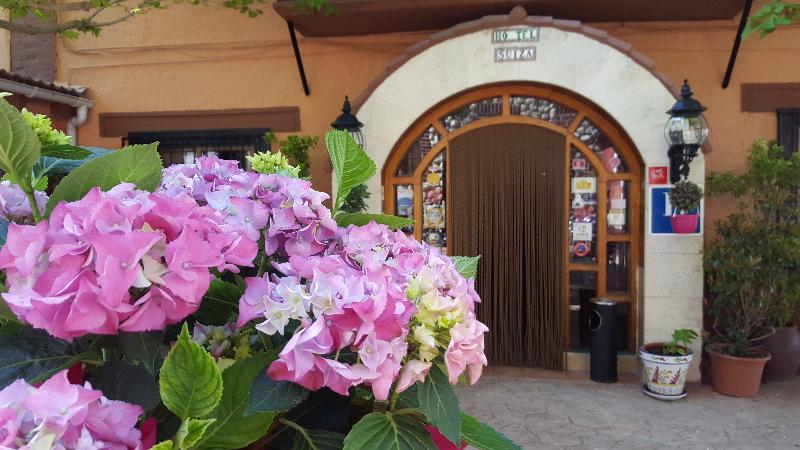 Hotel Suiza Bronchales Ngoại thất bức ảnh