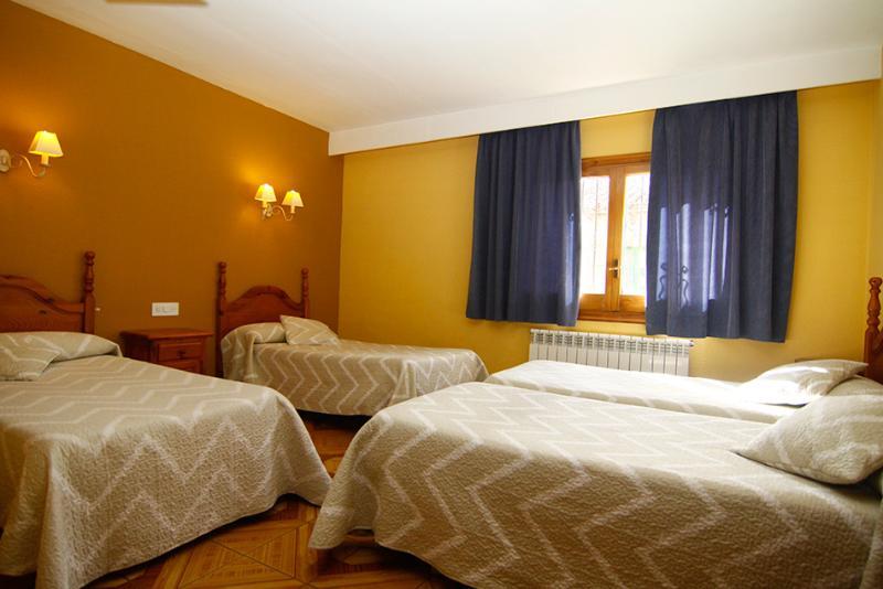 Hotel Suiza Bronchales Ngoại thất bức ảnh